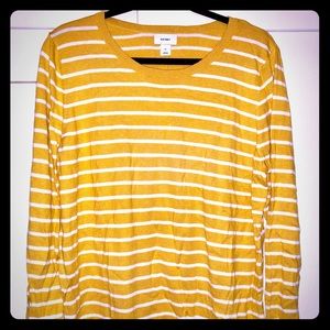 Old Navy Women’s Crew Neck Sweater